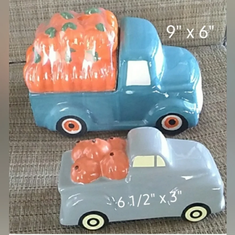Ceramic Pumpkin Truck Cookie Jar & Small Truck Decoration (Set of 2)